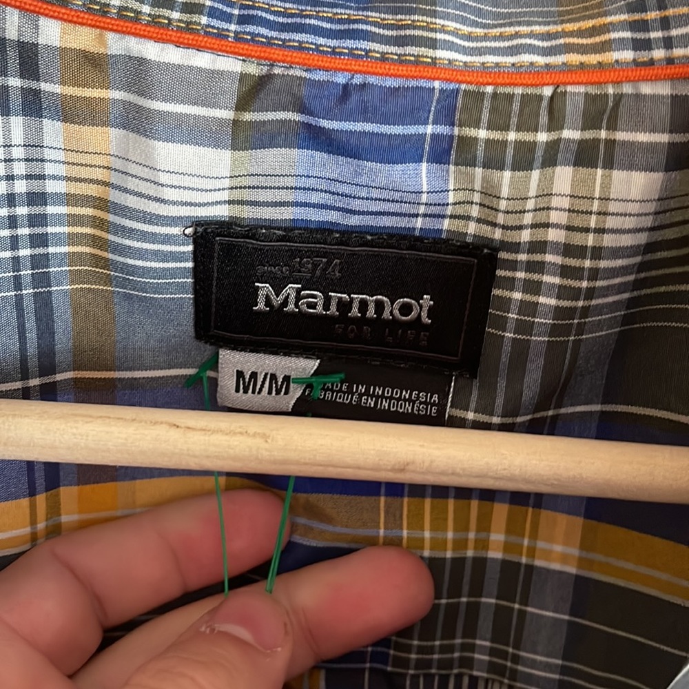 Marmot Plaid Button Down Shirt - Picture 2 of 2